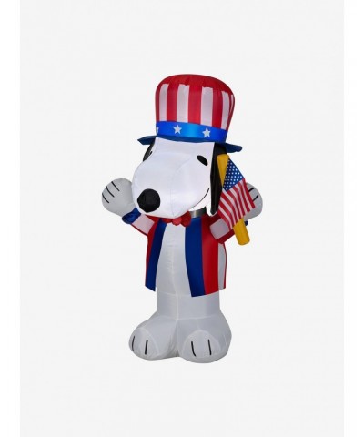 Peanuts Patriotic Snoopy Peanuts Airblown $18.32 Merchandises