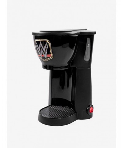 WWE Coffee Maker With 2 Mugs $14.54 Mugs